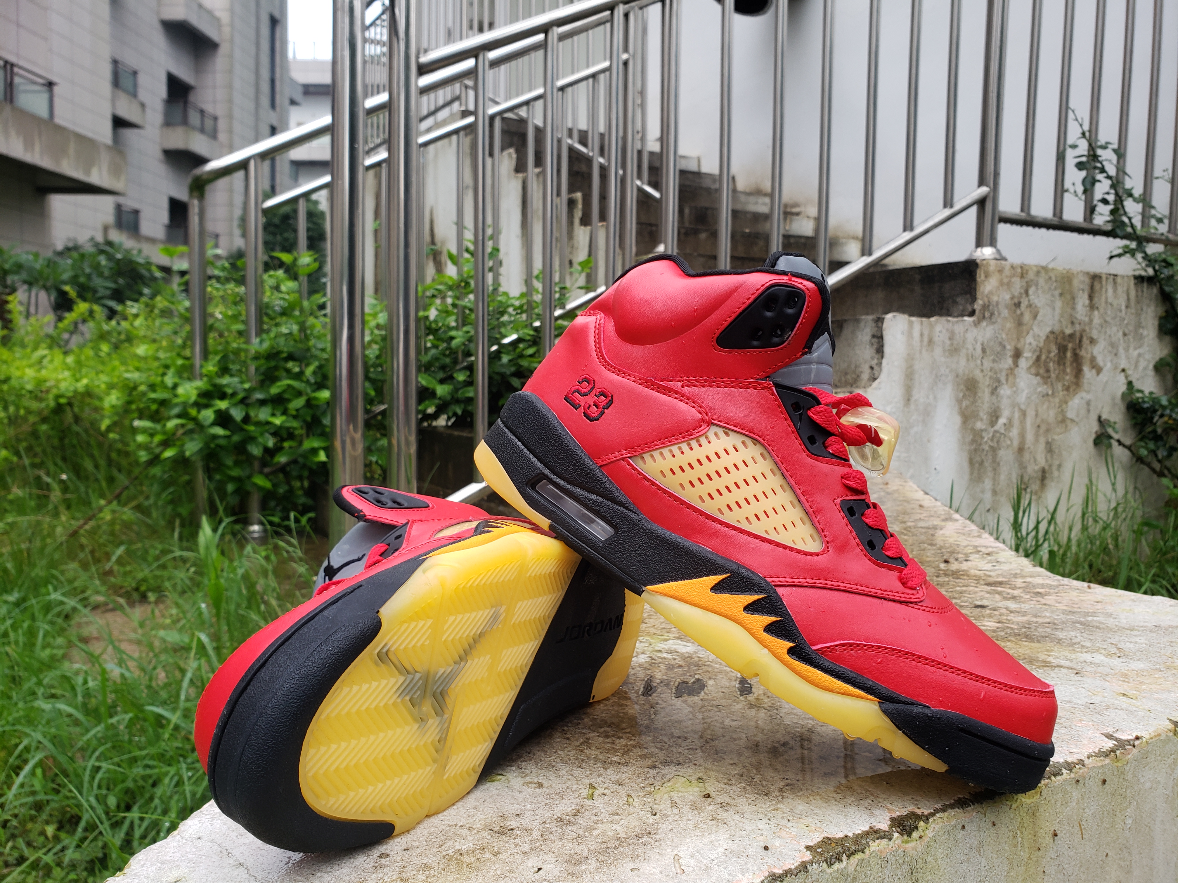 New 2022 Air Jordan 5 Retro Chicago Red Yellow Black Shoes